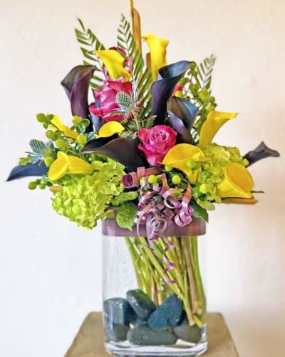 <p>Luxury arrangement.</p>